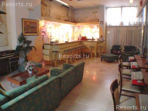 Hellinis Hotel 4